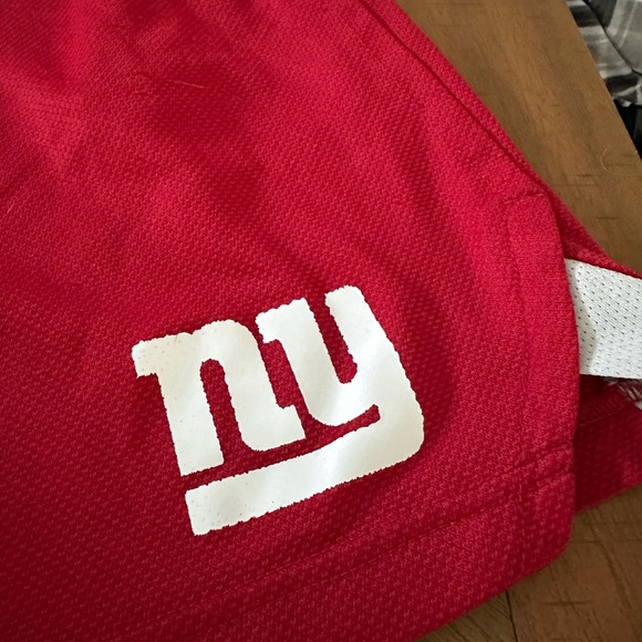 2 Pairs New York Giants shorts - Picture 4 of 8